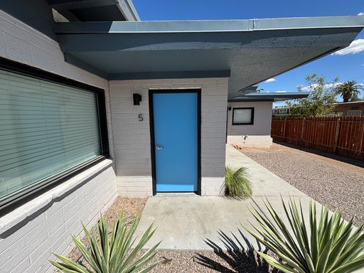 218 S. 11th St.  - 5, Las Vegas, NV 89101