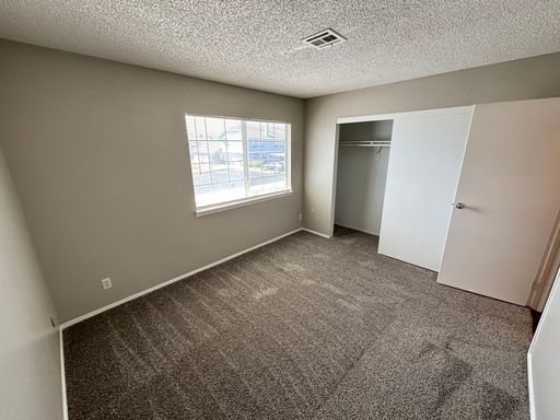 5880 Medallion Dr Unit 203, Las Vegas, NV 89122