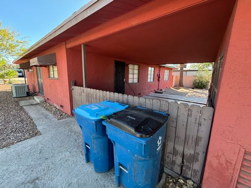 821 Griffith Ave, Las Vegas, NV 89104