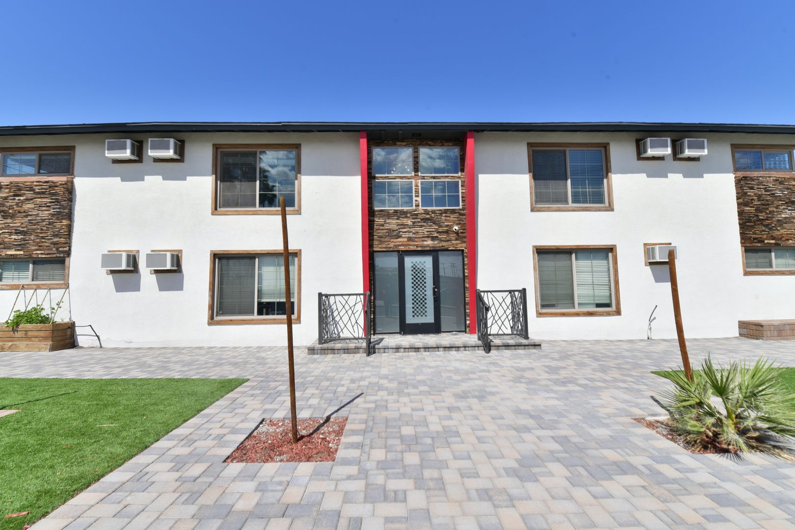 Las Vegas Apartment: 1003 E. Clark Ave