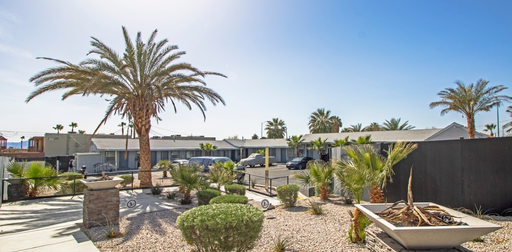 1401 E Carson Ave Unit 8, Las Vegas, NV 89101