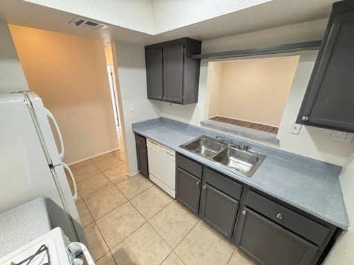 2883 Wheelwright Drive Unit #6-D, Las Vegas, NV 89121