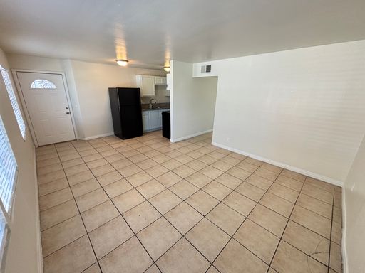 1420 Putnam Ave Unit 4, North Las Vegas, NV 89030