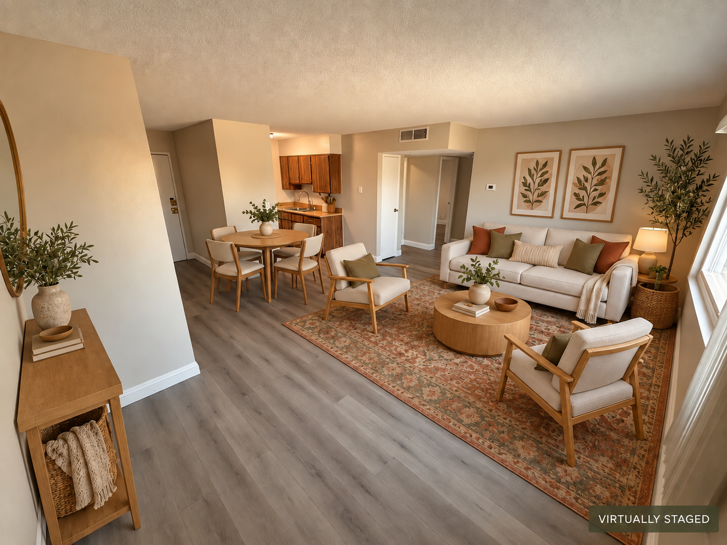 Henderson Apartment: 225 E Foster Ave. Unit 2