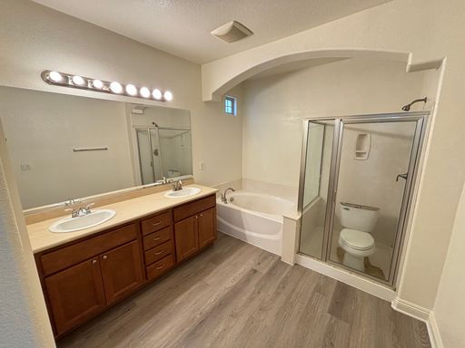 10735 Knickerbocker Ave., Las Vegas, NV 89166