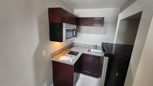 1401 E Carson Ave Unit 8, Las Vegas, NV 89101