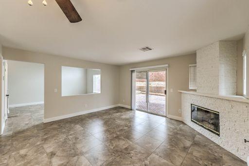 1801 Villa Vista Way, Las Vegas, NV 89128