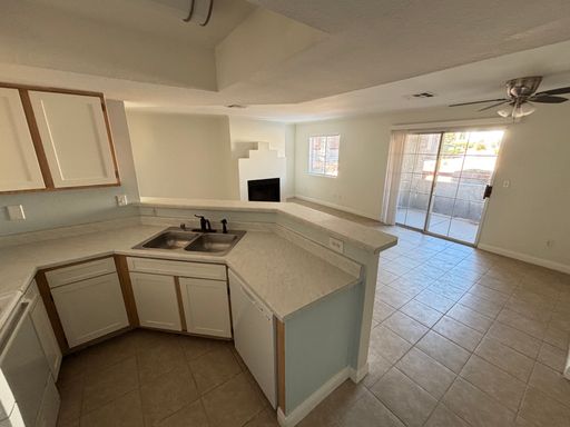 8600 W Charleston Blvd Unit 1129, Las Vegas, NV 89117