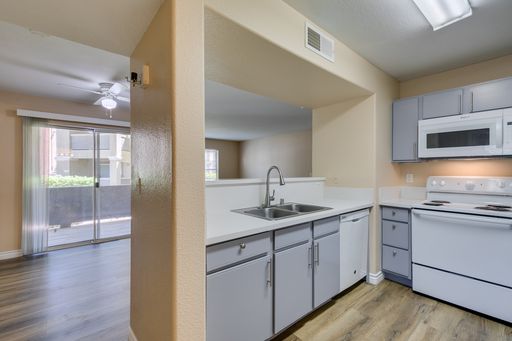 2300 Silverado Ranch Blvd Unit 1016, Las Vegas, NV 89183