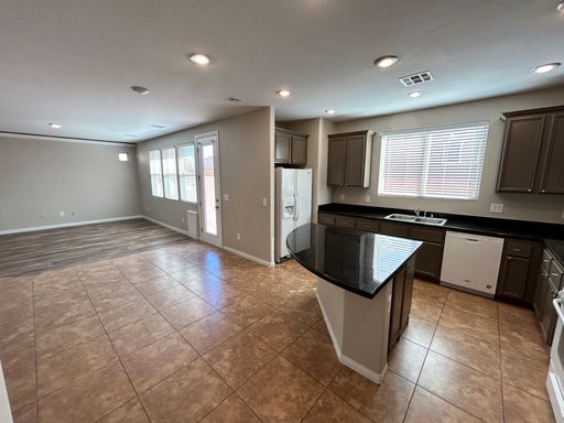 10743 Knickerbocker, Las Vegas, NV 89166