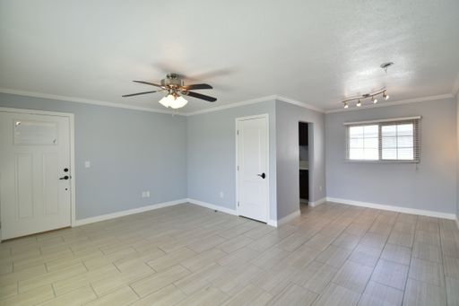 1003 E. Clark Ave - 4, Las Vegas, NV 89101