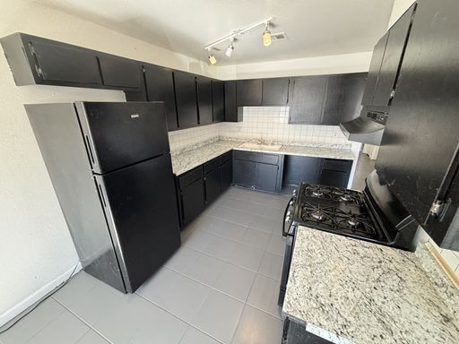 6940 Hopkins Drive Unit B, Las Vegas, NV 89156