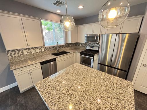 10612 Forum Peak Ln, Las Vegas, NV 89166