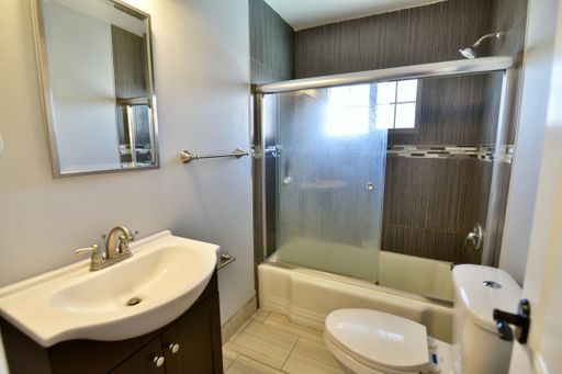 1003 E. Clark Ave - 4, Las Vegas, NV 89101