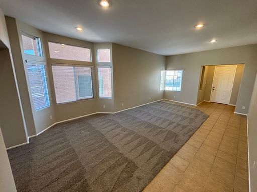 9218 Desert Heat Ave., Las Vegas, NV 89178