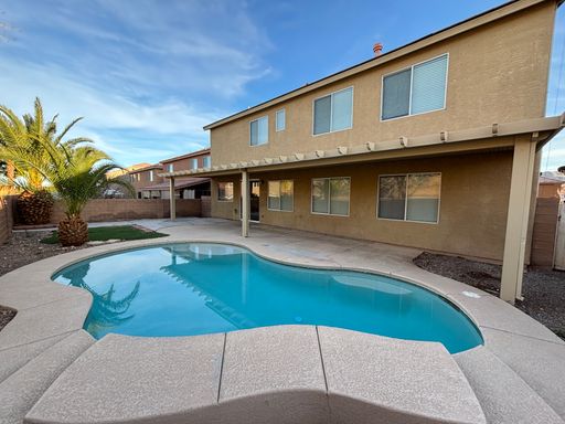 9218 Desert Heat Ave., Las Vegas, NV 89178