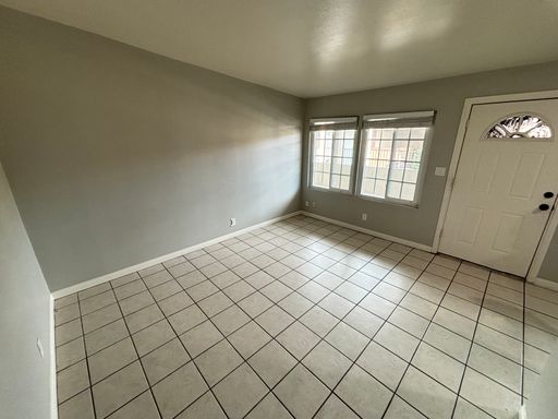 1420 Putnam Ave Unit 6, North Las Vegas, NV 89030