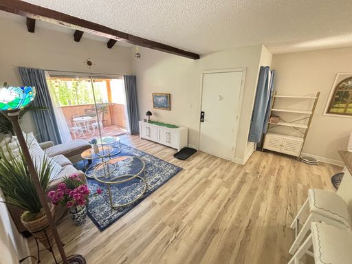 1515 E. Reno Ave #C206, Las Vegas, NV 89119