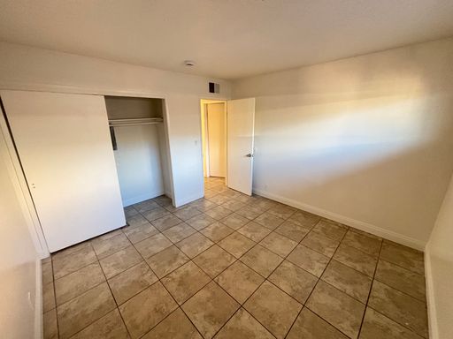 5132 Pebble Beach Blvd Unit B, Las Vegas, NV 89108