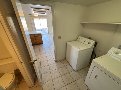 8144 Hydra Ln, Las Vegas, NV 89128