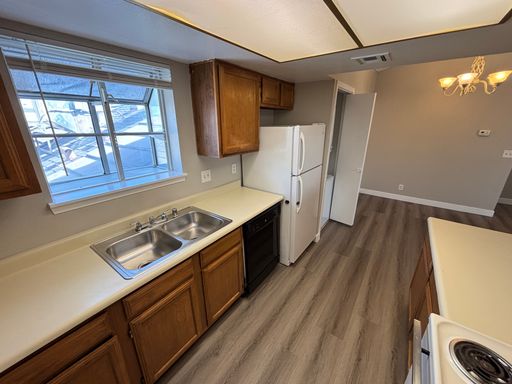 5880 Medallion Dr Unit 203, Las Vegas, NV 89122