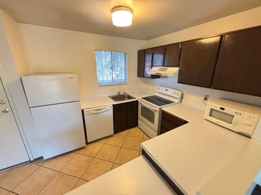 5340 Swenson St - 68, aka 840 King Richard Ave #68, Las Vegas, NV 89119