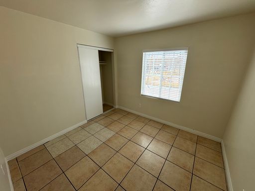 1420 Putnam Ave Unit 4, North Las Vegas, NV 89030
