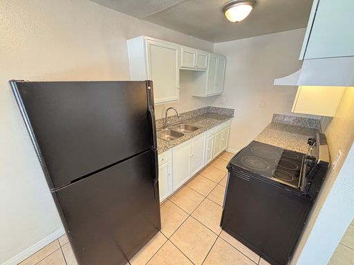 1420 Putnam Ave Unit 4, North Las Vegas, NV 89030