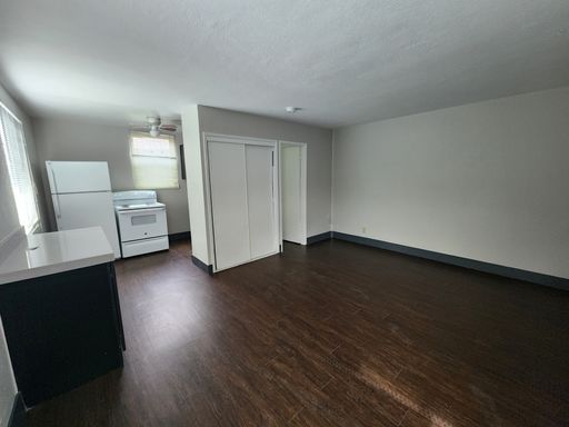 311 N 16th St #01, Las Vegas, NV 89101