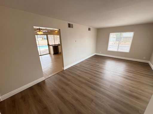 7206 Archcrest Ave., Las Vegas, NV 89147
