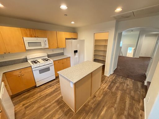 9137 Palatial Palette Ct, Las Vegas, NV 89149