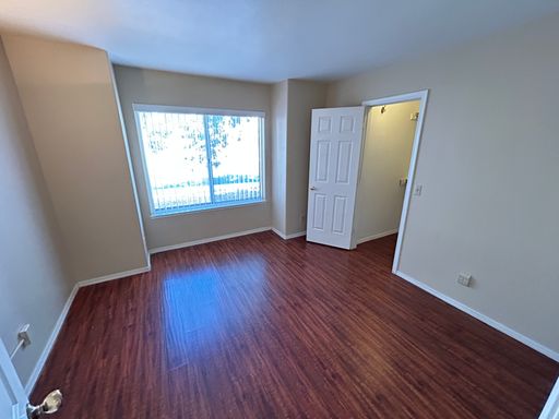 4552 Bradpoint Dr, Las Vegas, NV 89130