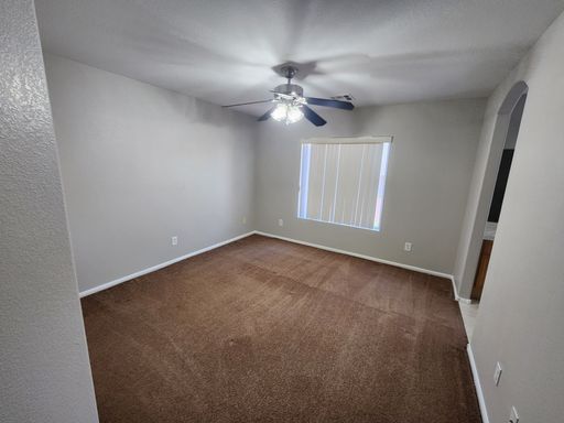 557 Poplar Leaf St, Las Vegas, NV 89144