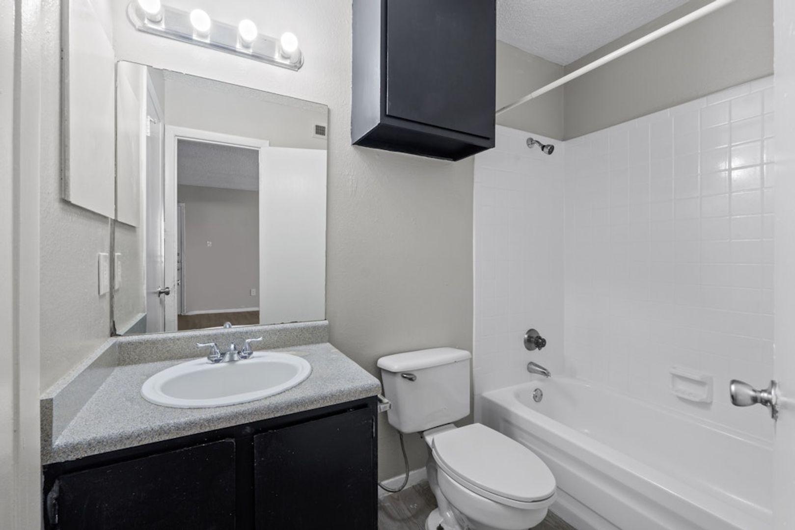 Austin Apartment: 2121 W. William Cannon Drive