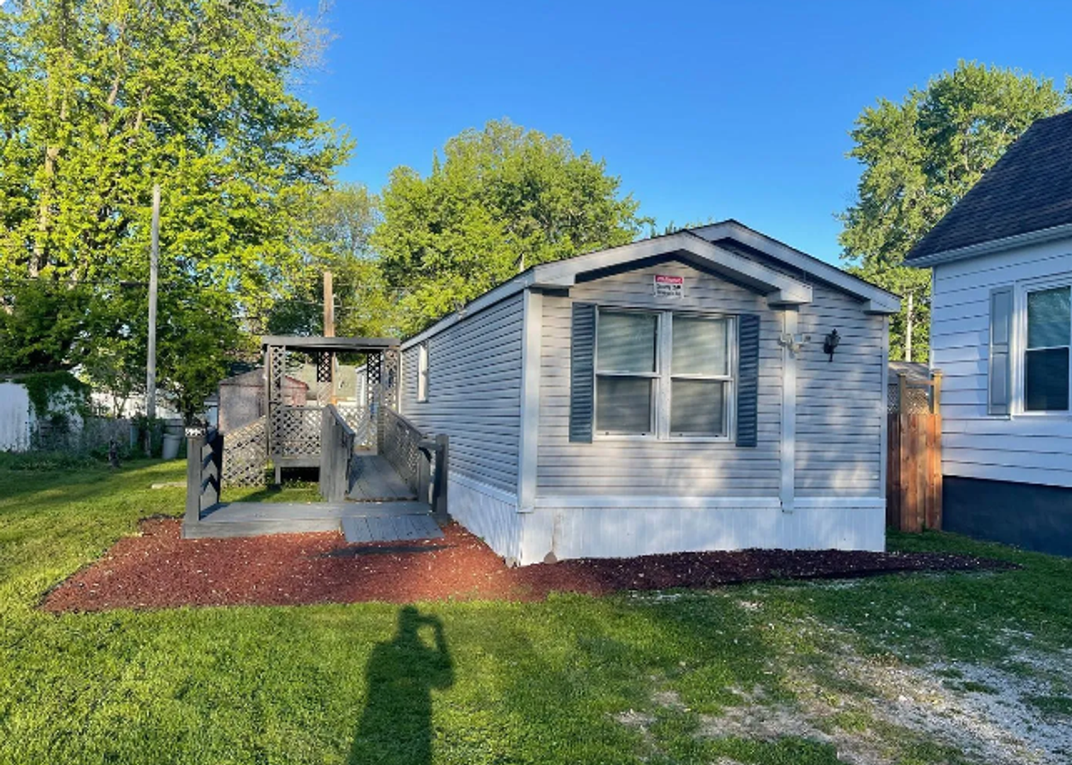 Springfield House: 630 N. Wesley St.