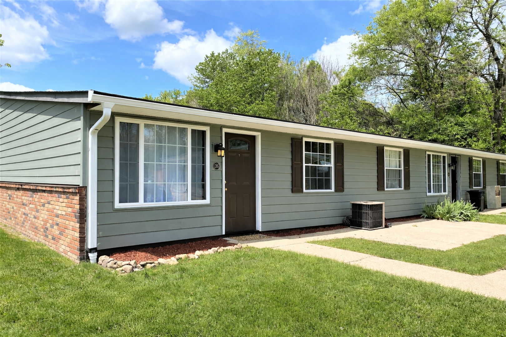 Steubenville Apartment: 505 Pine Valley Drive