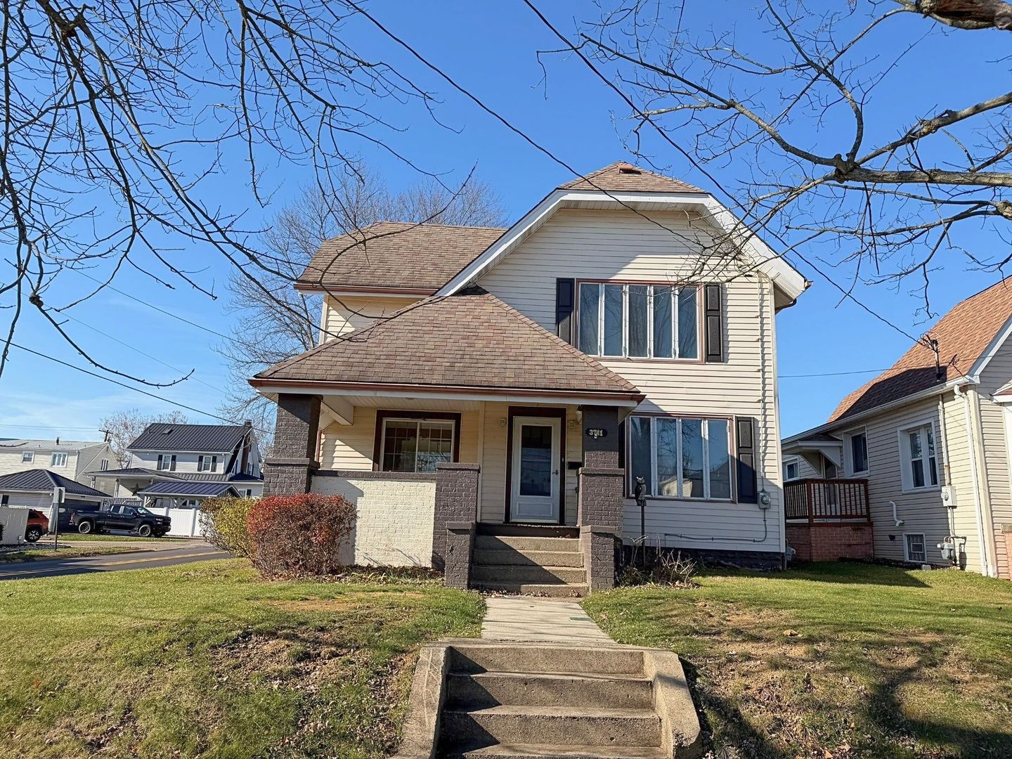 Weirton House: 3741 Lindberg Way