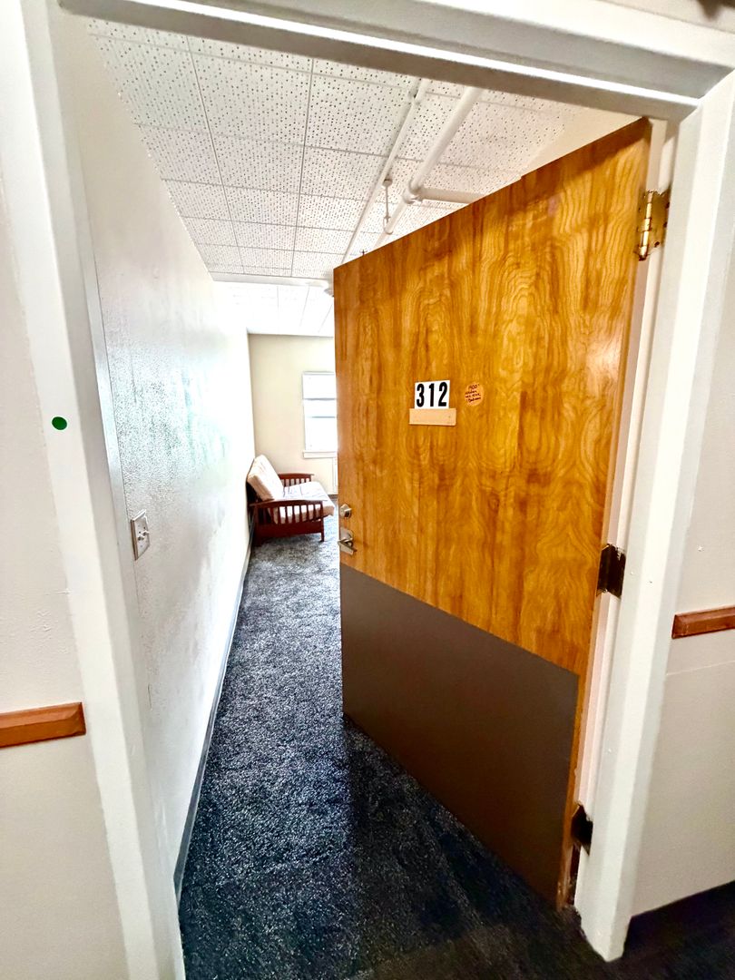 North Bend Apartment: 3959 Sheridan Ave Apt 312
