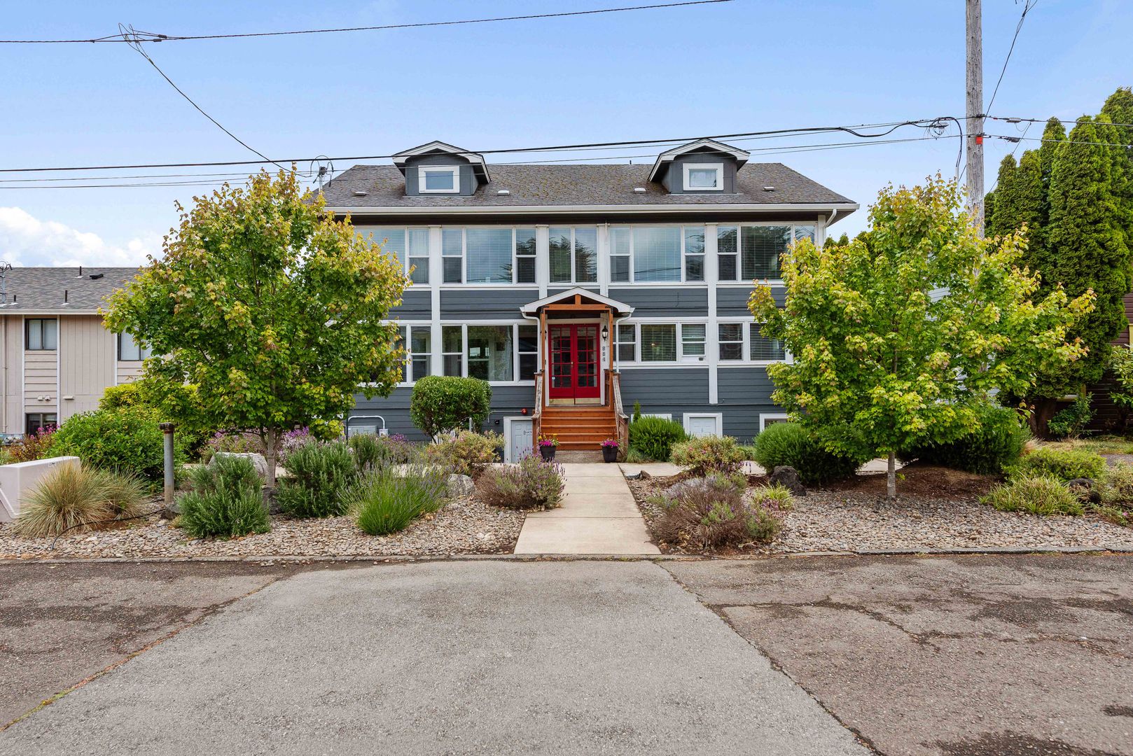 Coos Bay Apartment: 864 S 5th St. #4