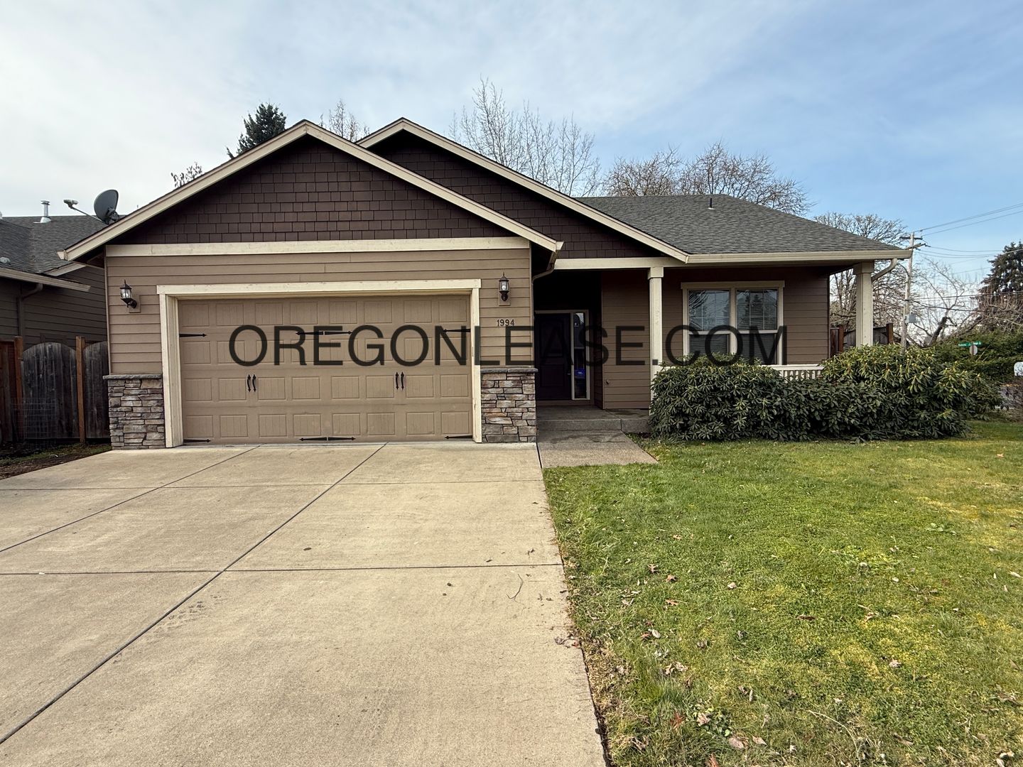 Eugene House: 1994 Cedar Brook Dr
