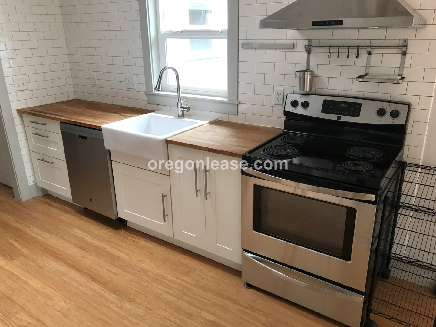Eugene Apartment: 91 n lawrence st