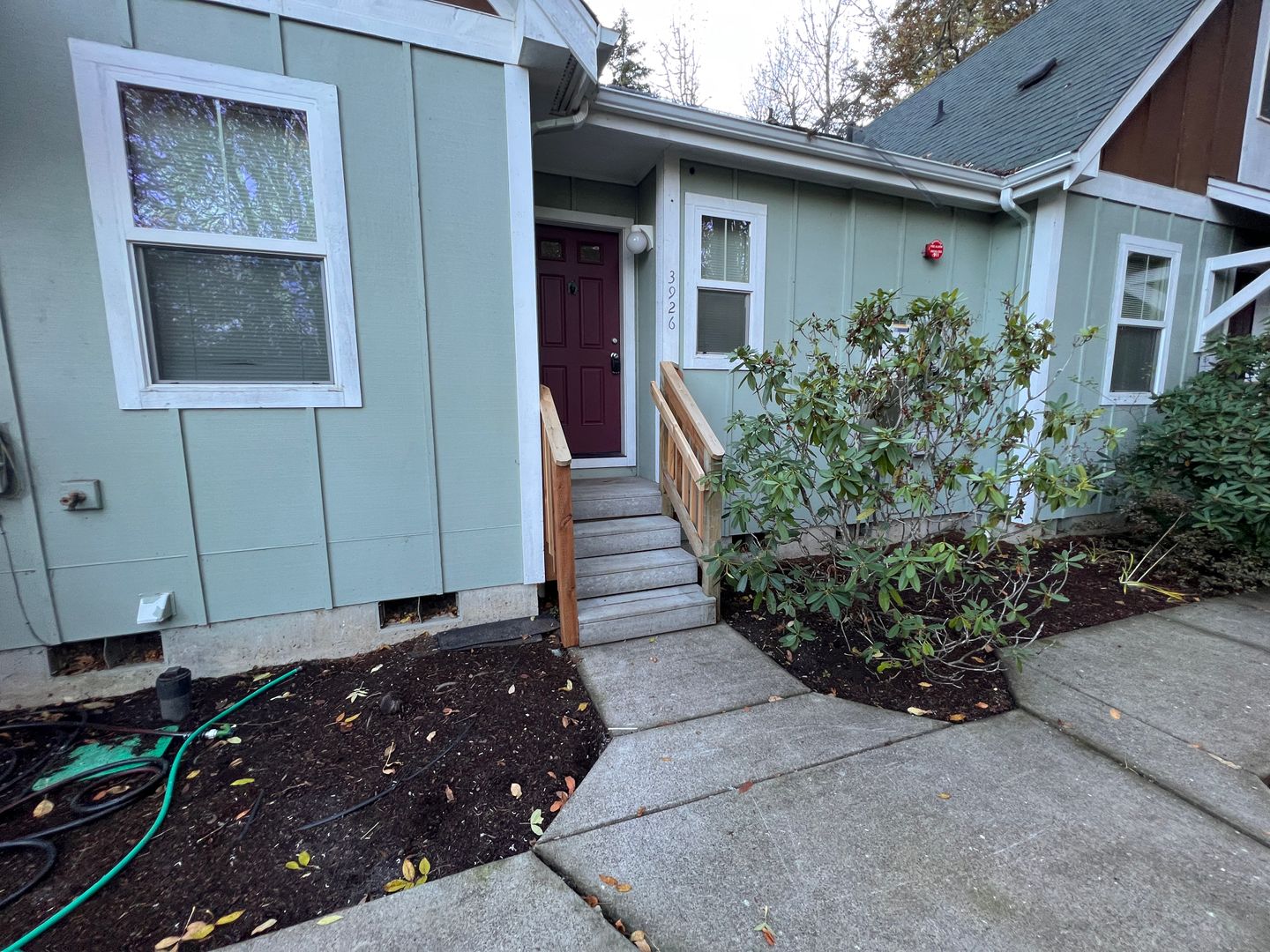 Eugene Apartment: 3926 Monroe st