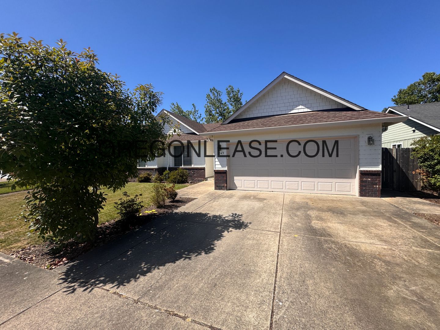 Eugene House: 6049 Pine Ridge Pl.