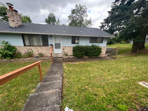 2 bedroom duplex in Friendly st neighborhood – photo 1