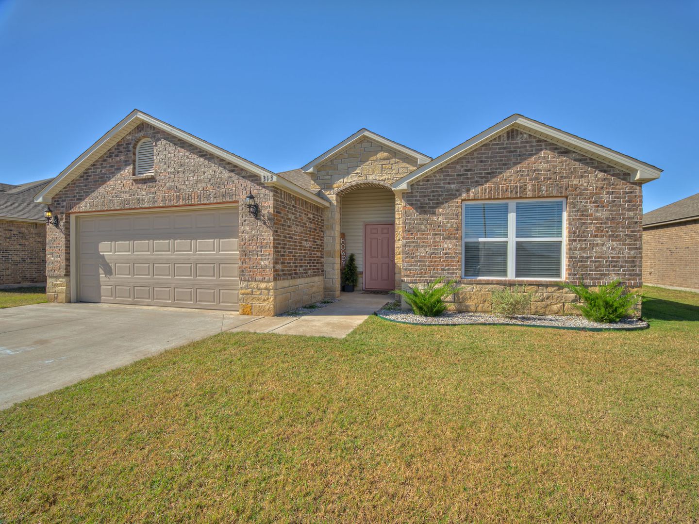 Newcastle House: 313 Foxtrot Terr