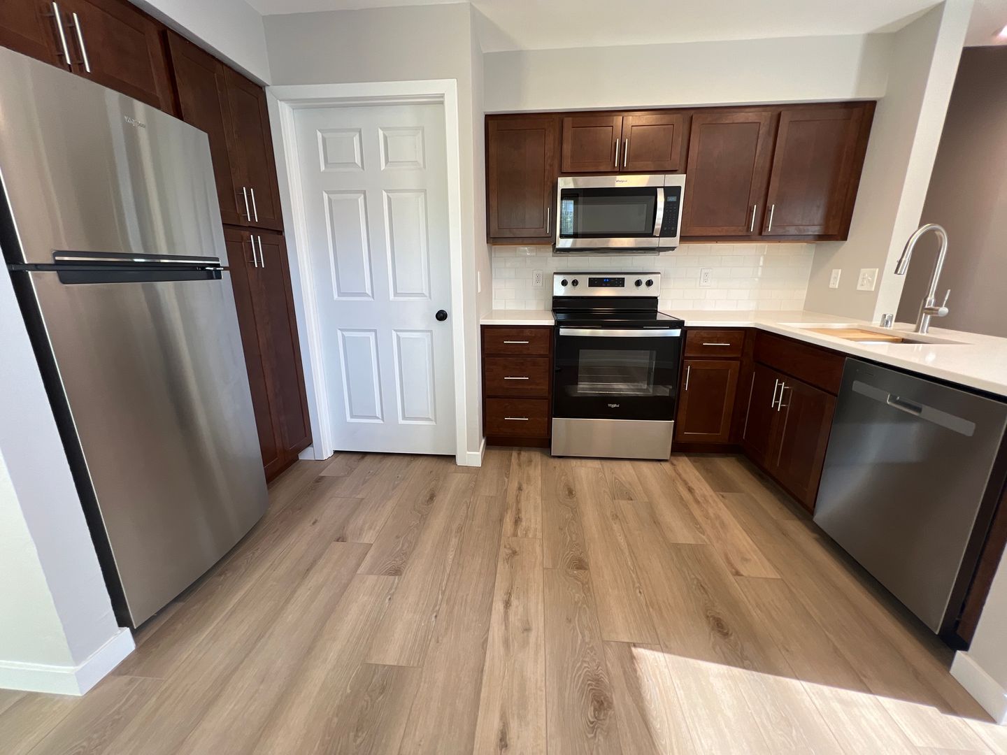 Fitchburg Apartment: 2948 King James Way