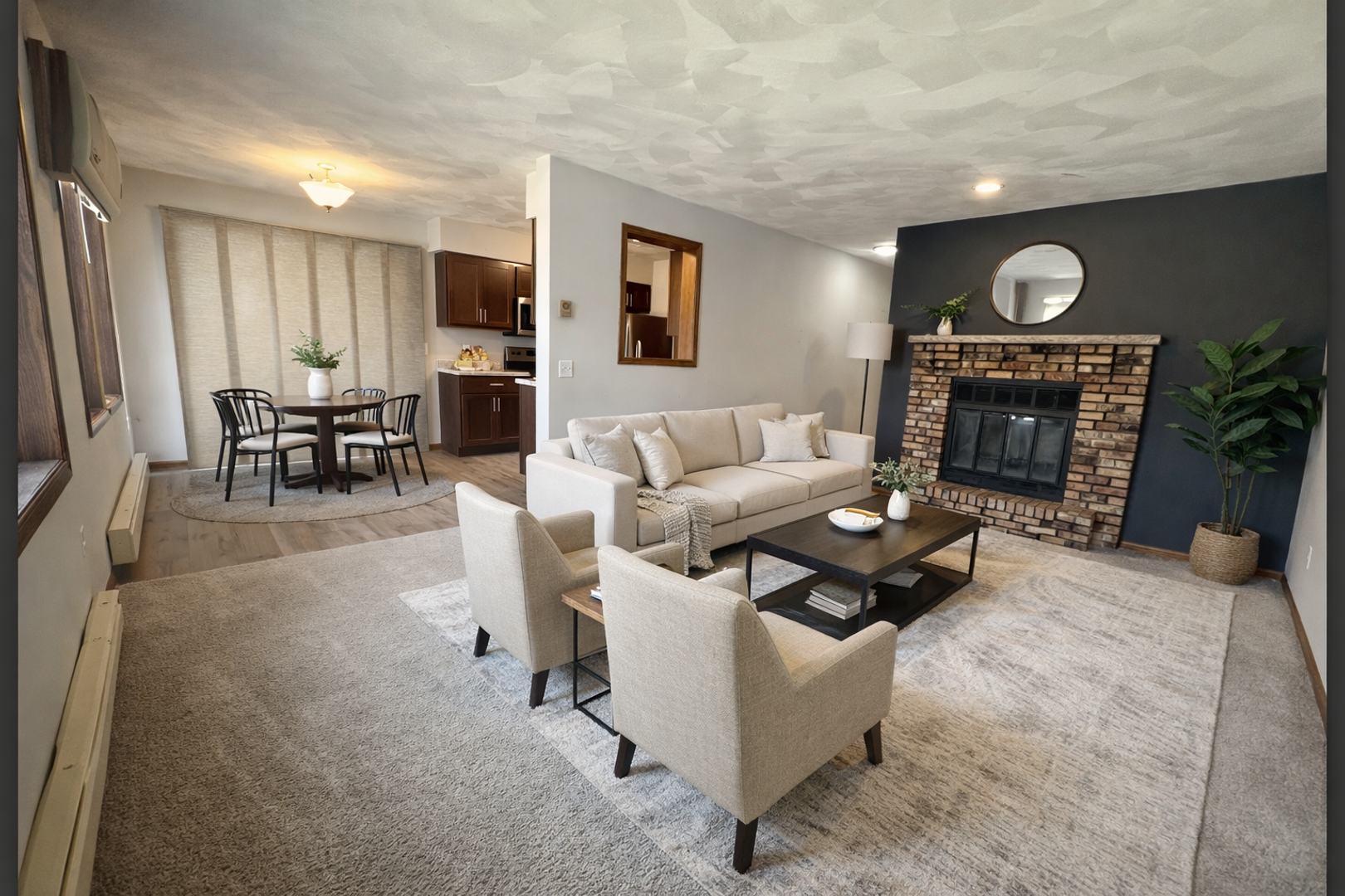 Madison Apartment: 17 Mesa Ct.