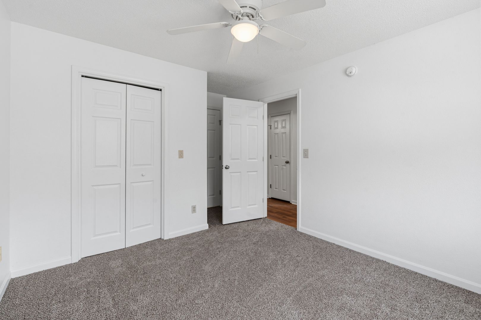 3 Bed 2 Bath 21 of 33