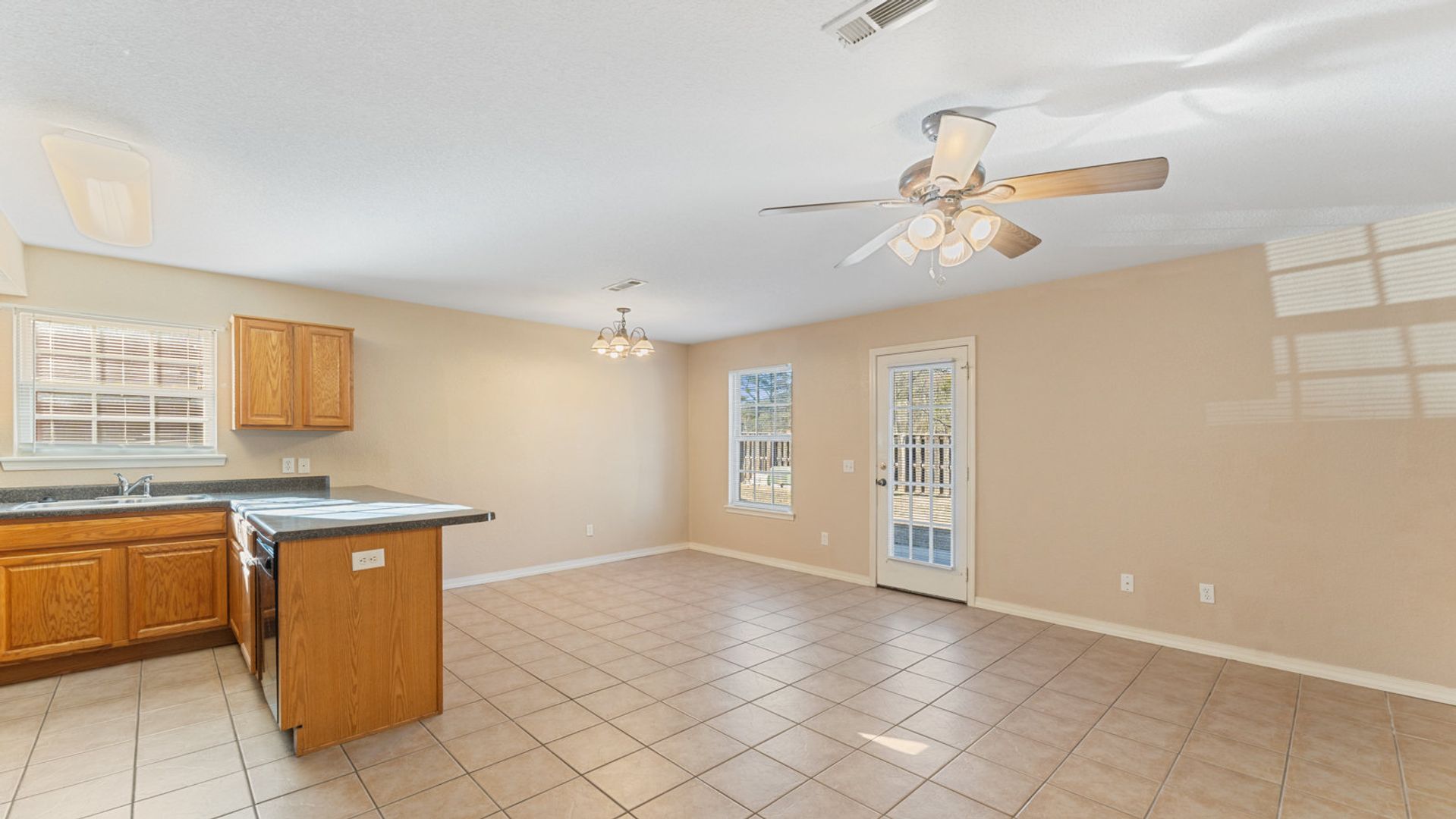 Johnson Switch Townhomes 3 of 16