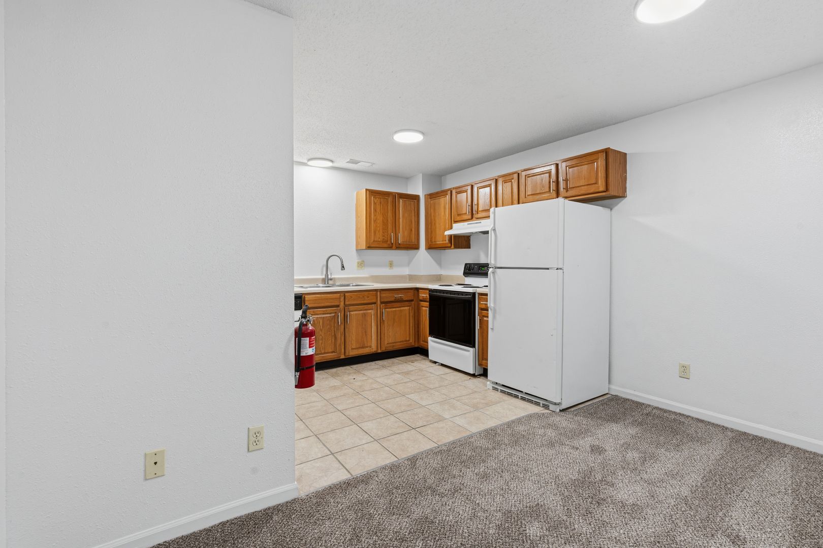 Mid-Town Apartments 4 of 11